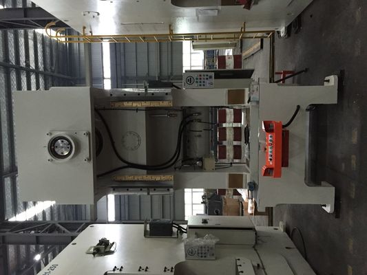 Machine de presse mécanique 10 ans de vie 1 jeu min commande