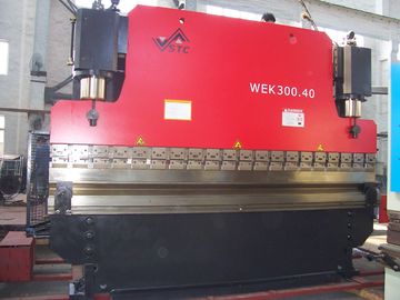 Machine de recourbement automatique de frein de presse de commande numérique par ordinateur avec 320 tonnes 3.2m 4m 5m ou 6 M